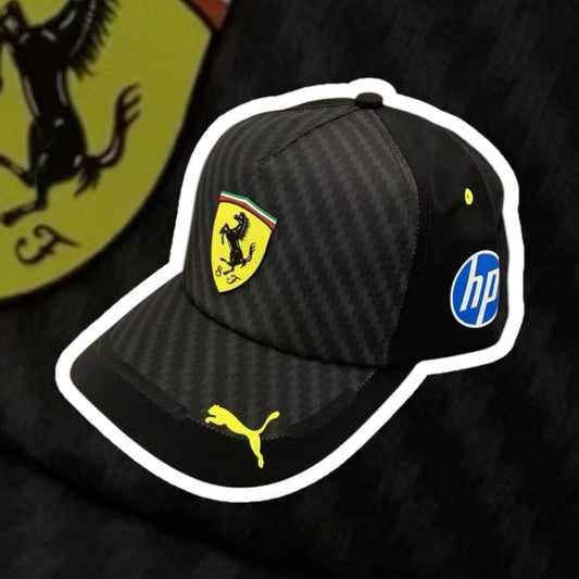 🏎️ Gorra Ferrari – Edición Especial GP de Monza 2024 Fibra de Carbono 🏎️